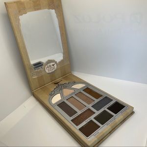 NEW! Pretty Vulgar Nightingale Eyeshadow Palette.